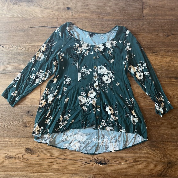 Torrid Green Teal Floral Buttoned Blouse - Picture 2 of 3